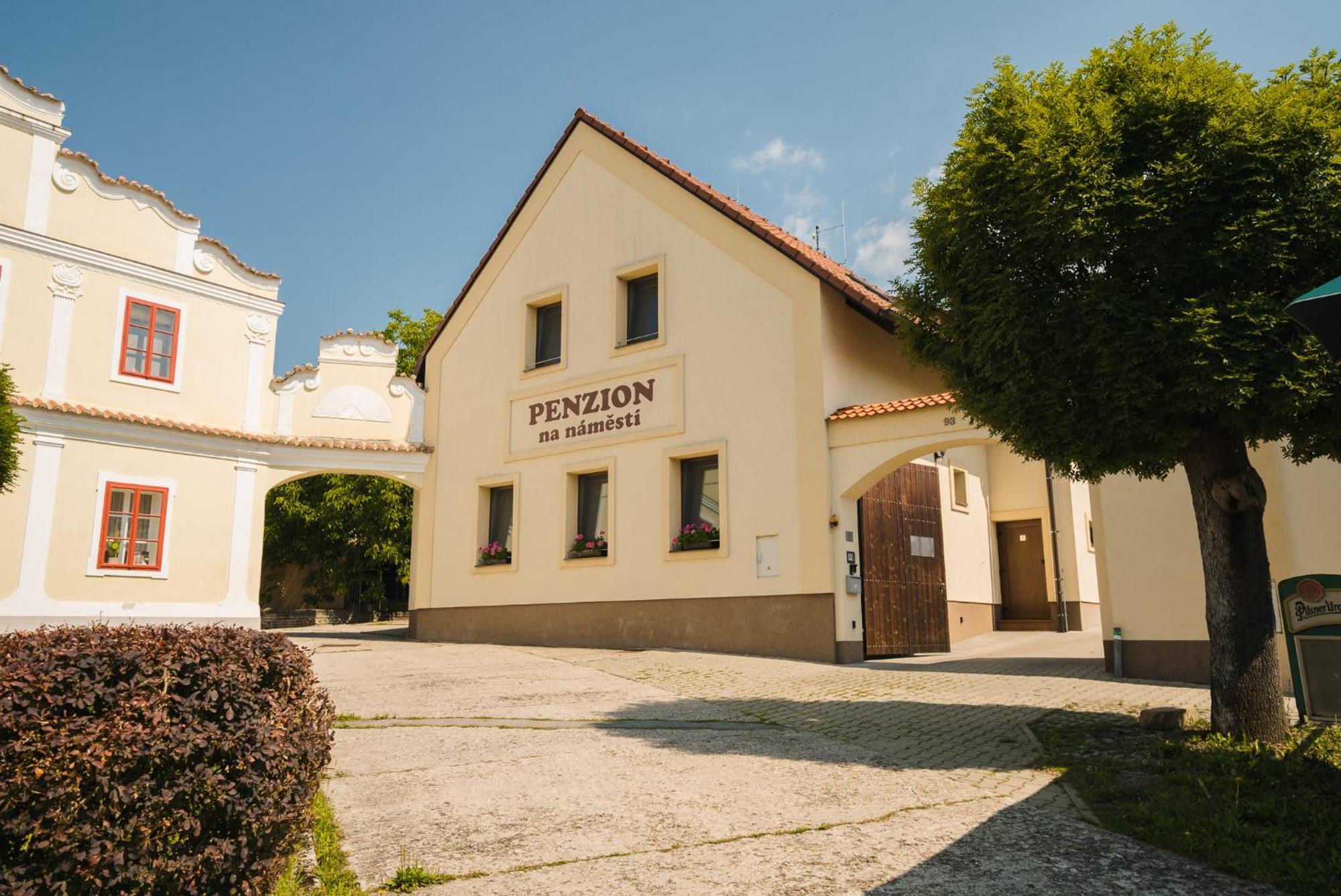 Penzion Sezemice Exterior foto